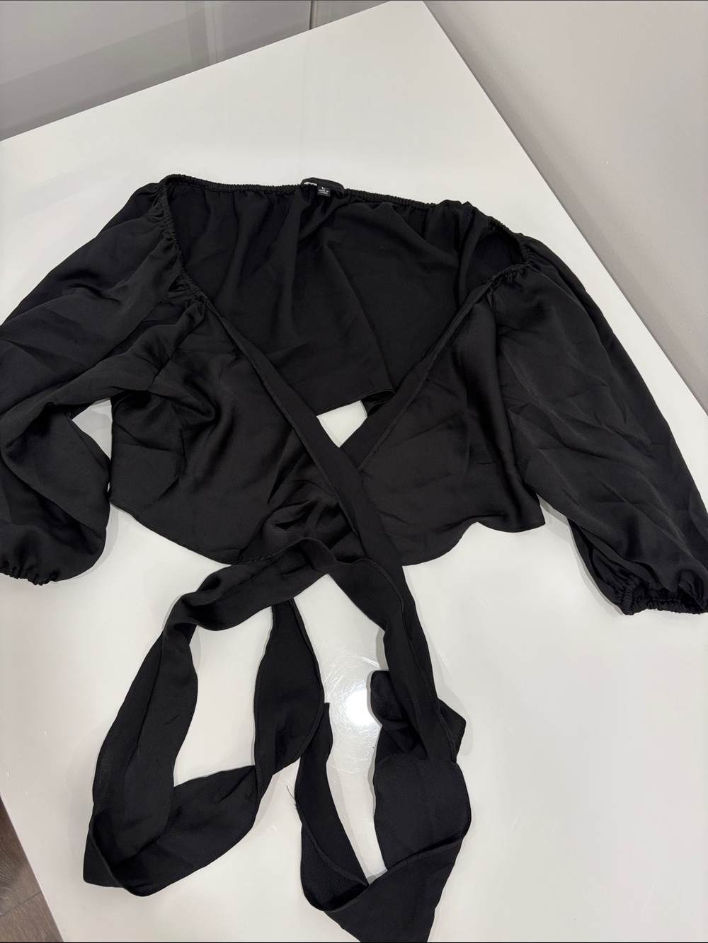 Mendocino Black Wrap Tie-Front Crop Top with Balloon Sleeves